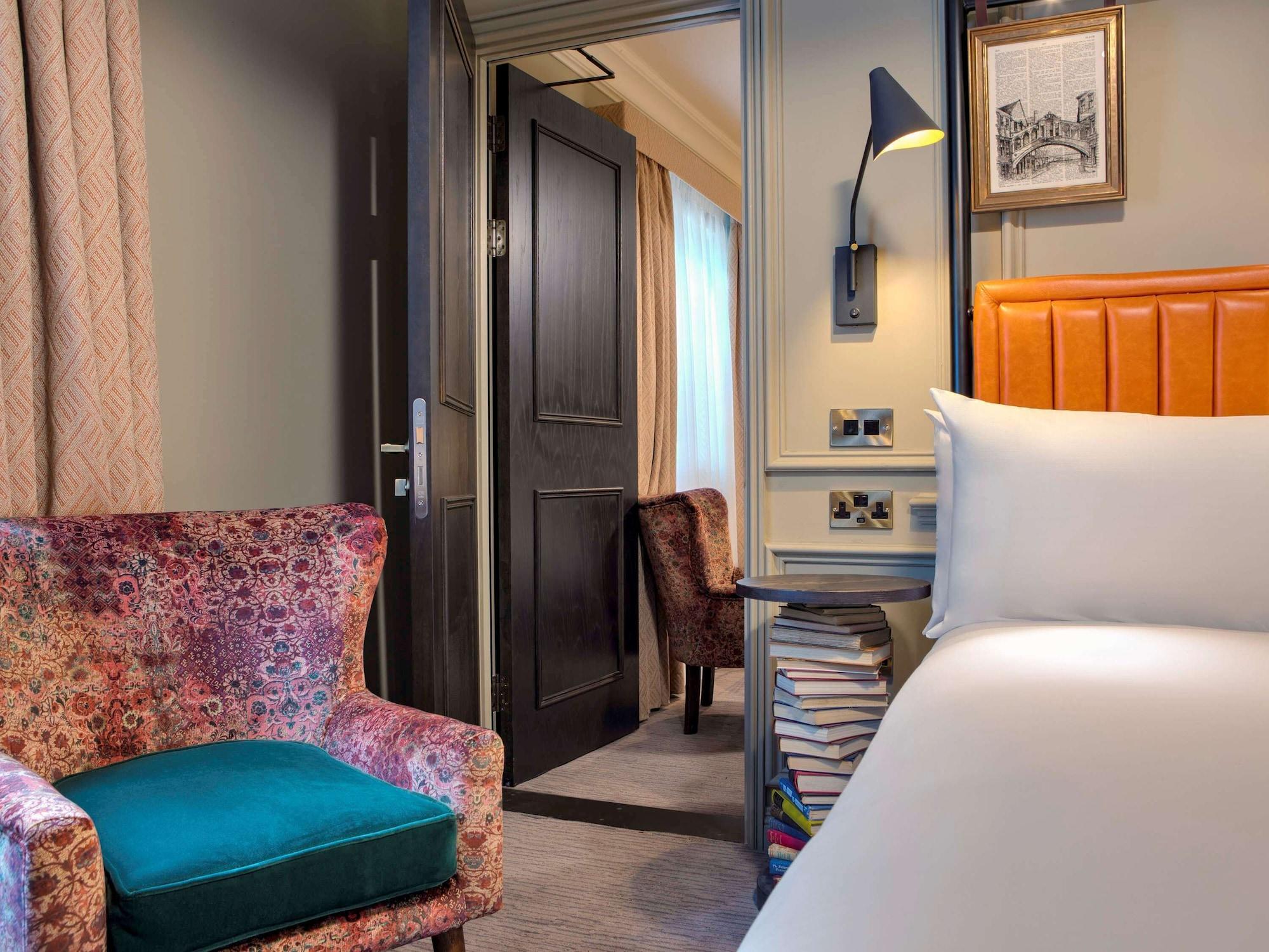 Hotel Mercure Eastgate 4*