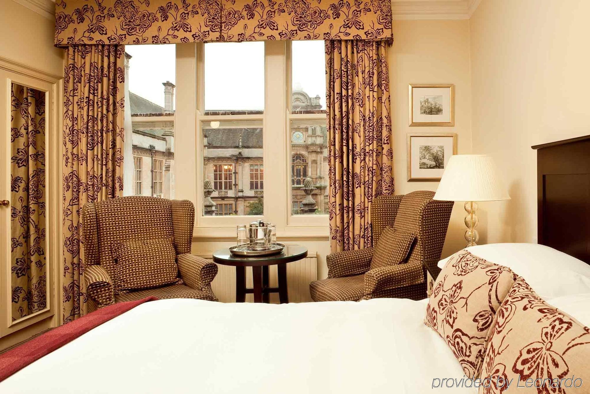 Mercure Eastgate Hotel 4*
