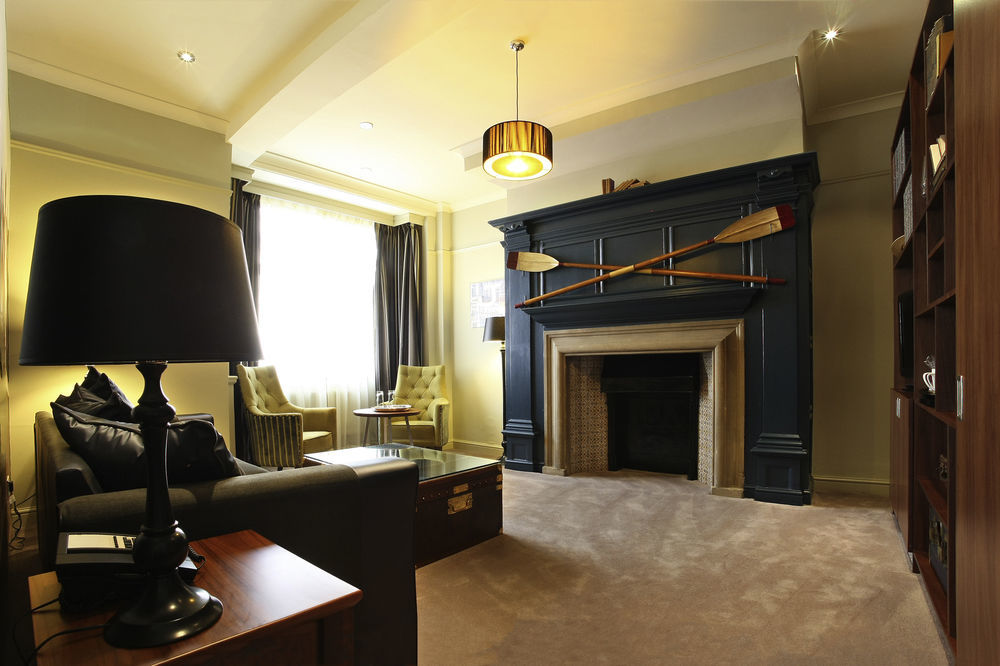 Hotel Mercure Eastgate 4*